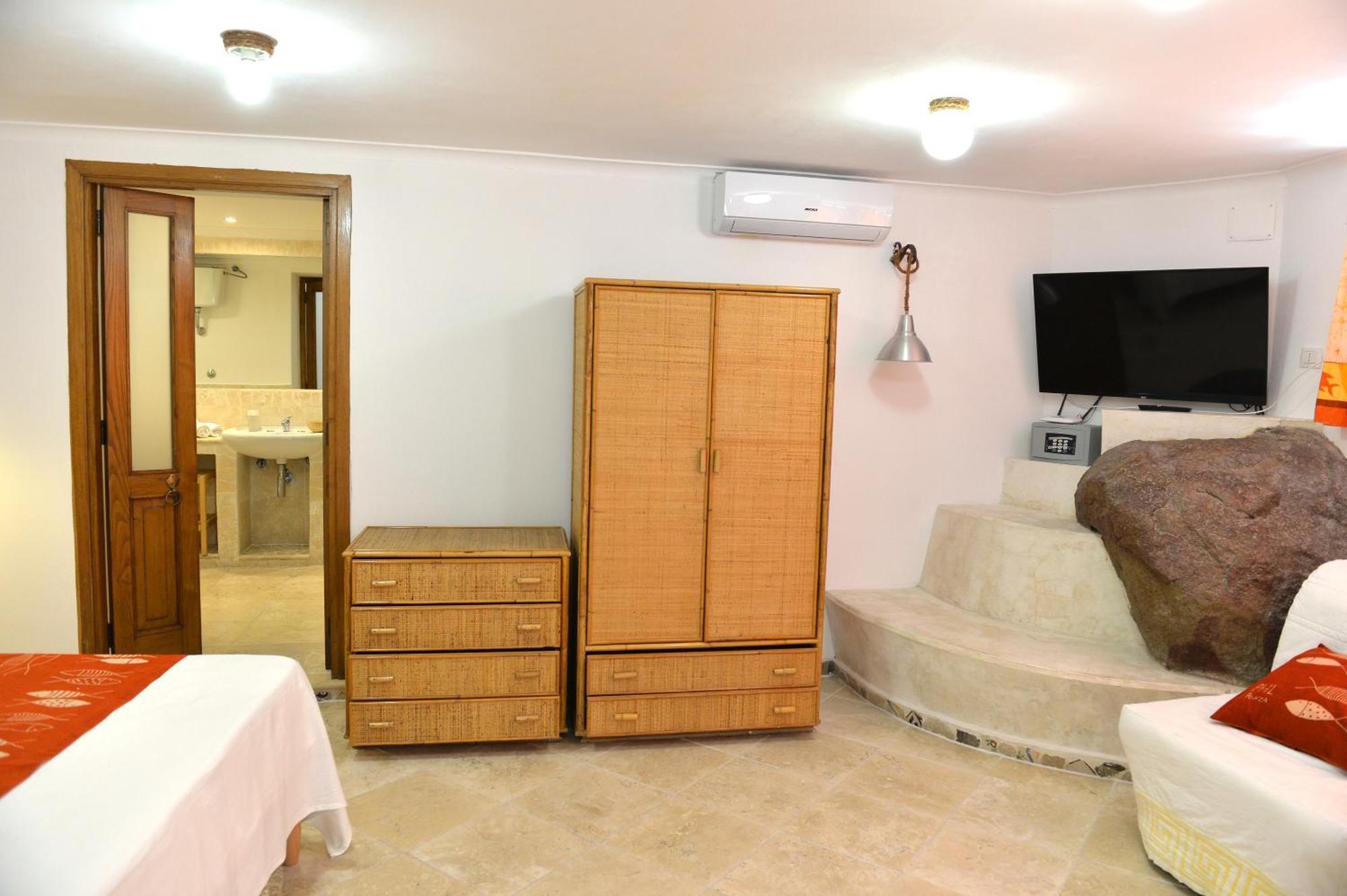 Piccolo Hotel Luisa Ponza Exterior photo