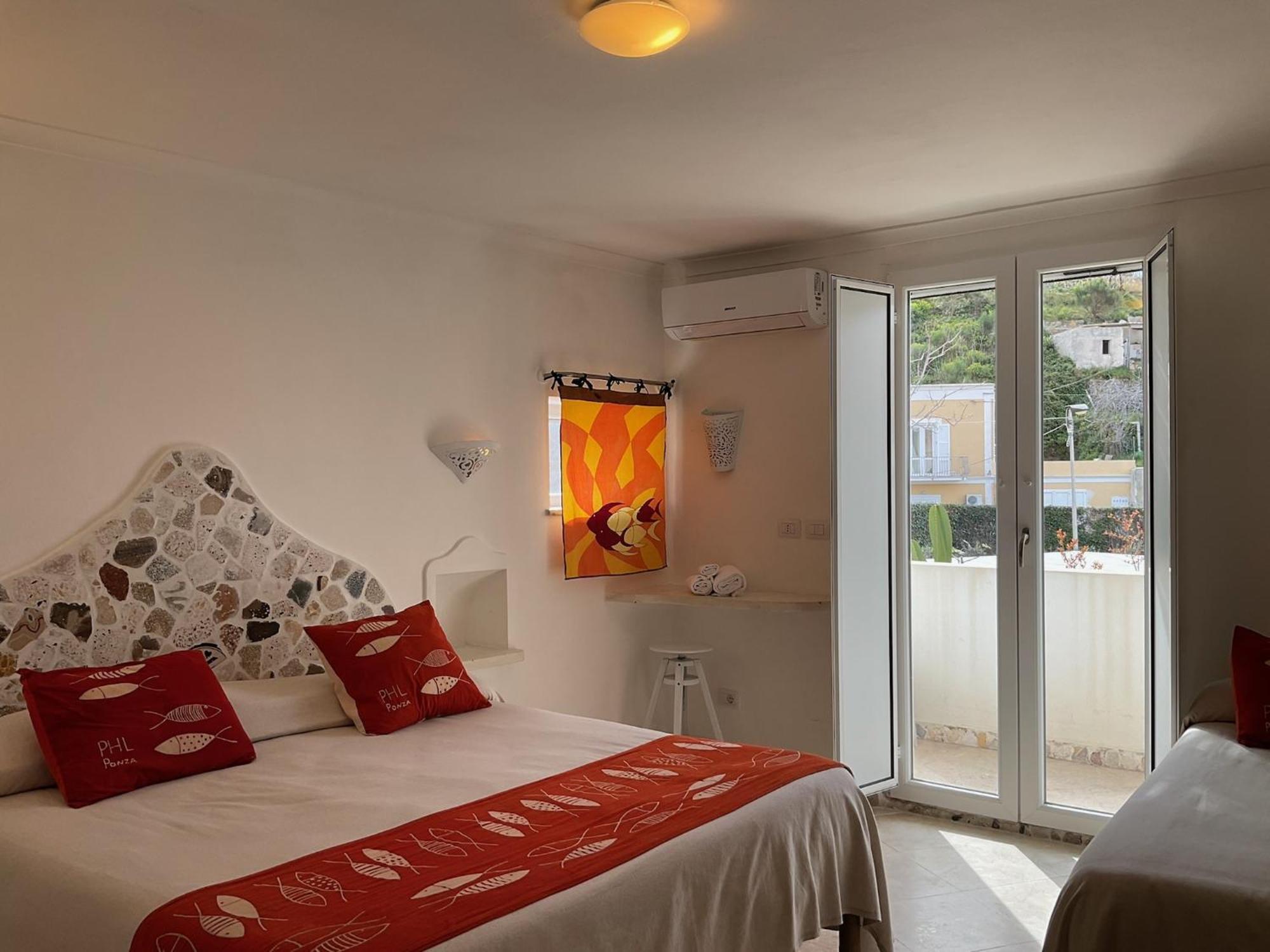 Piccolo Hotel Luisa Ponza Exterior photo